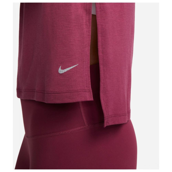 Nike Γυναικεία κοντομάνικη μπλούζα Yoga Dri-FIT